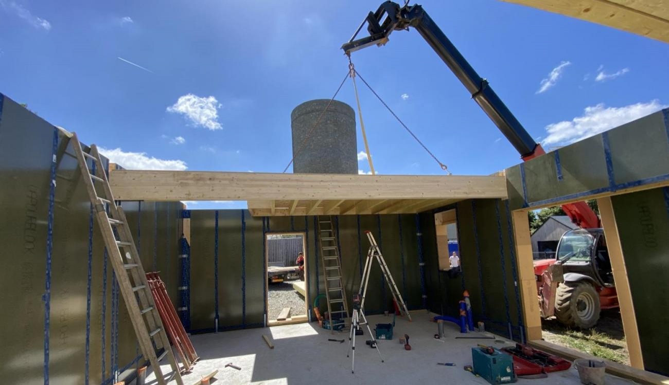 MAISON  PASSIVE POI.