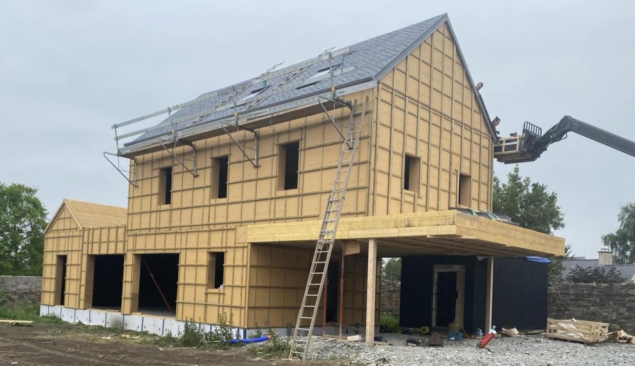 MAISON  PASSIVE POI.