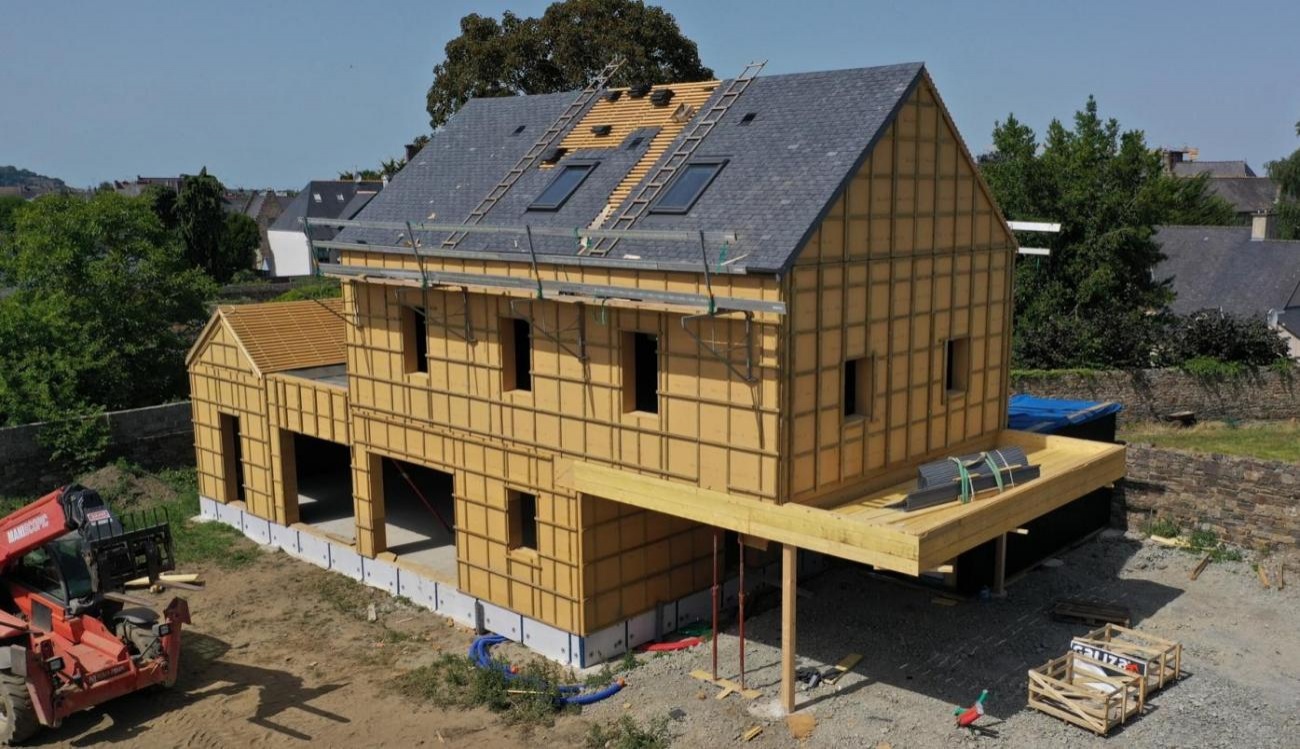 MAISON  PASSIVE POI.