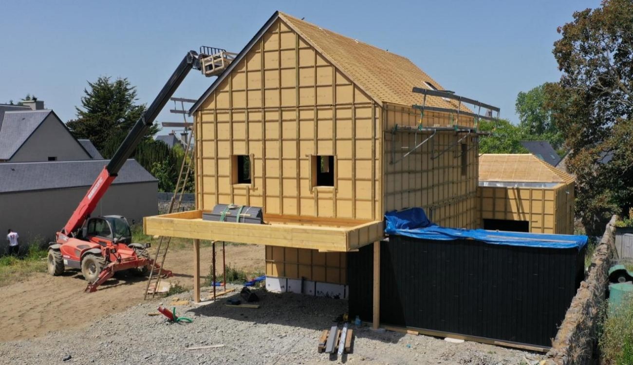 MAISON  PASSIVE POI.